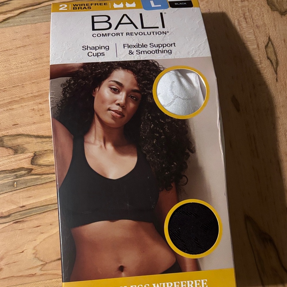 Bali Comfort Revolution Wirefree Bra - Black and White